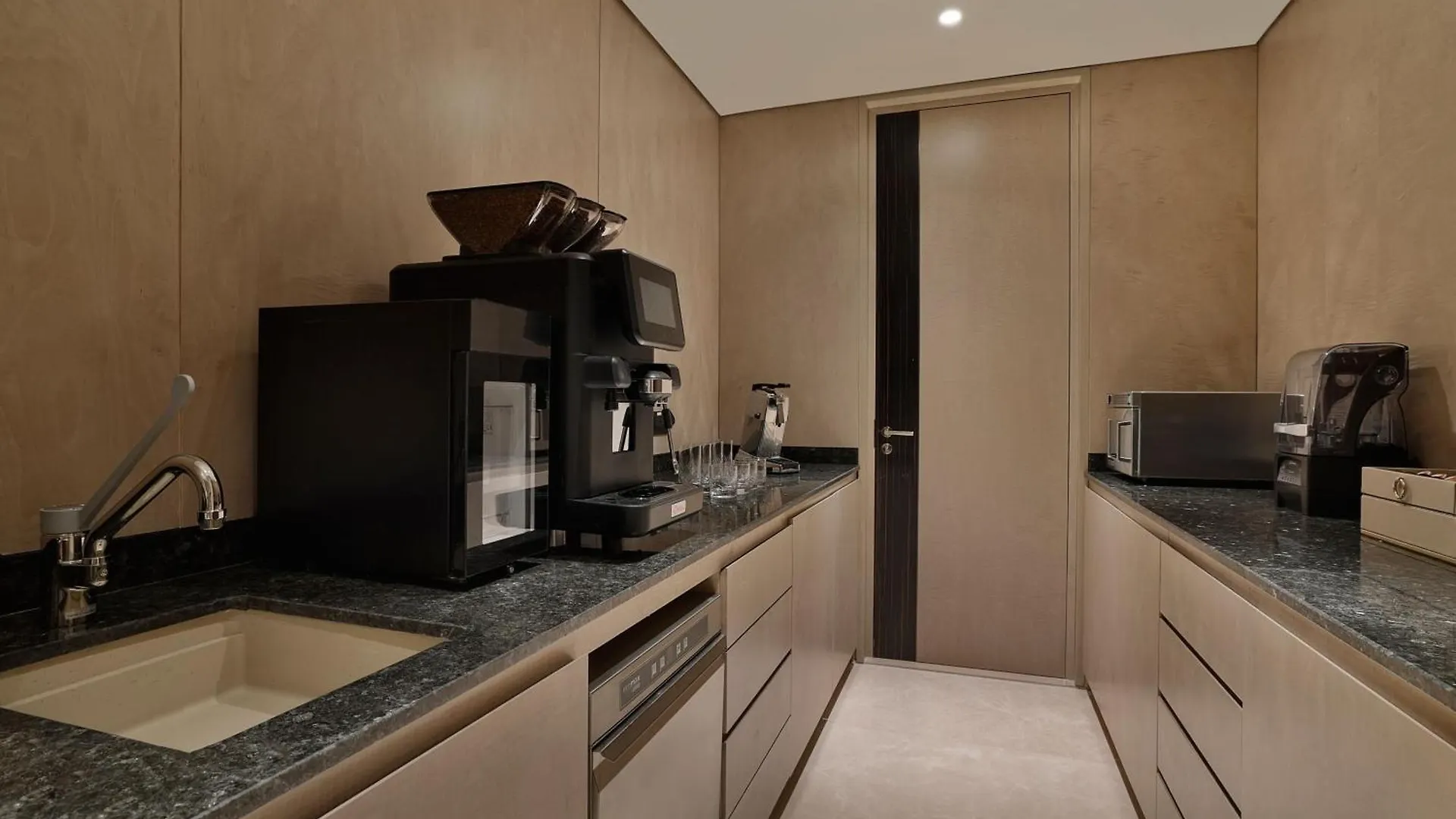 ***** فندق The St. Regis الرياض المملكة العربية السعودية