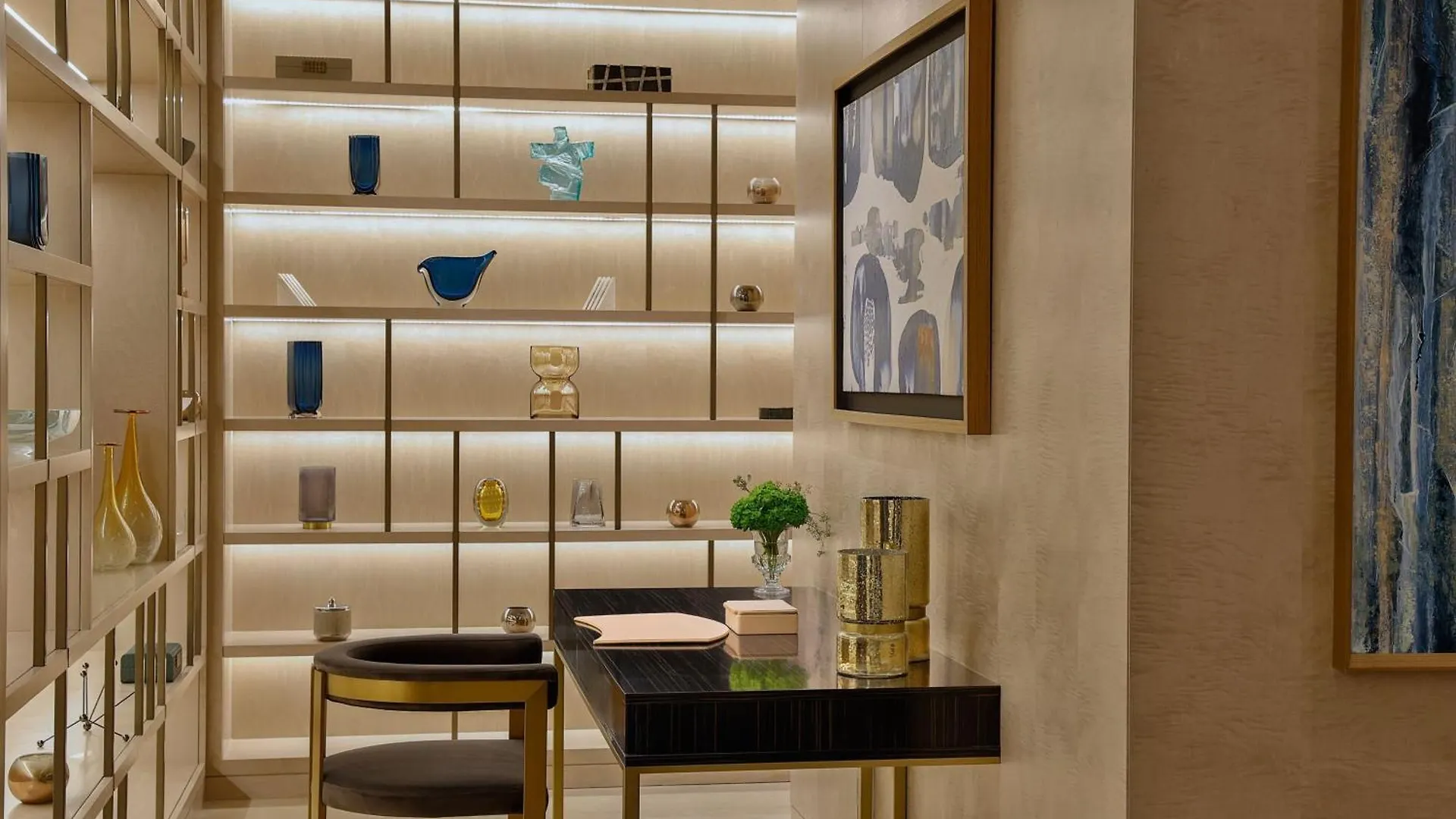 The St. Regis ריאד 5*,